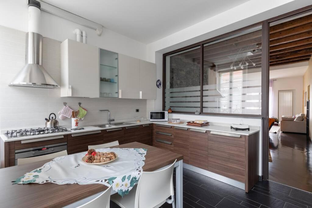 Magnifico Appartamento Centro Como - Rusconi 33 外观 照片