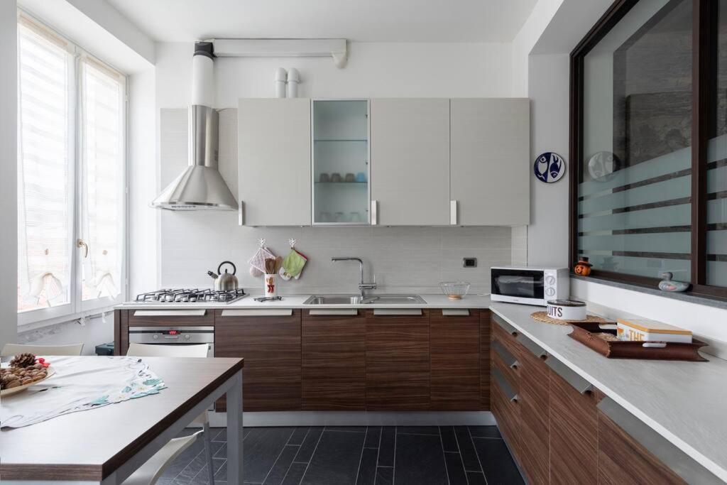 Magnifico Appartamento Centro Como - Rusconi 33 外观 照片